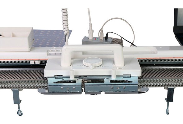 Вязальная машина Silver Reed SK840