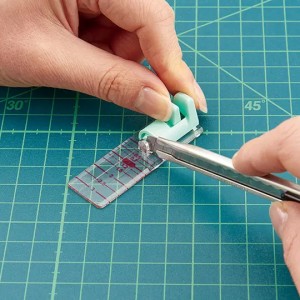 Линейка для выкроек Clover