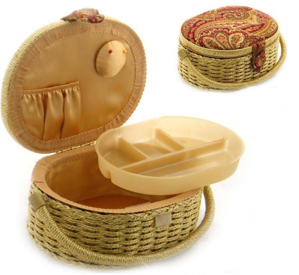 Шкатулка малая овальная для рукоделия