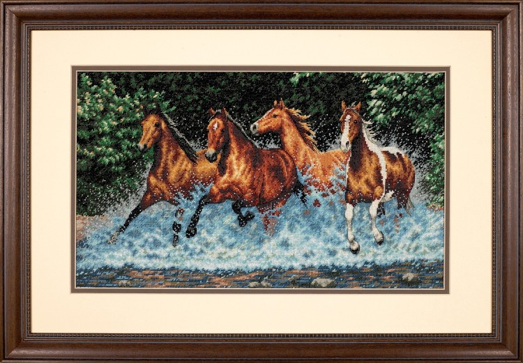 Набор для вышивания dimensions 35214-dms бегущие лошади, 46х25 см